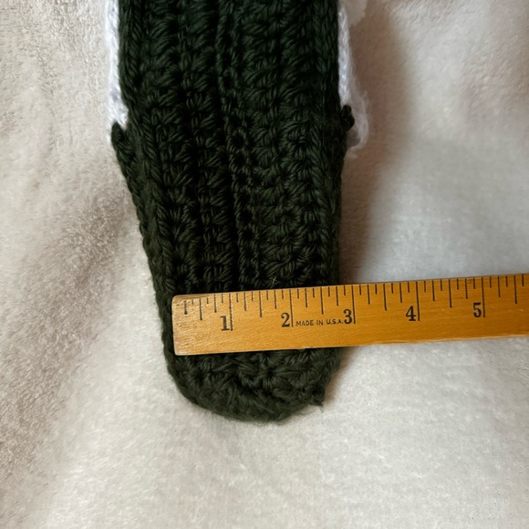 Handcrafted Santa Slippers - Picture 7 of 10